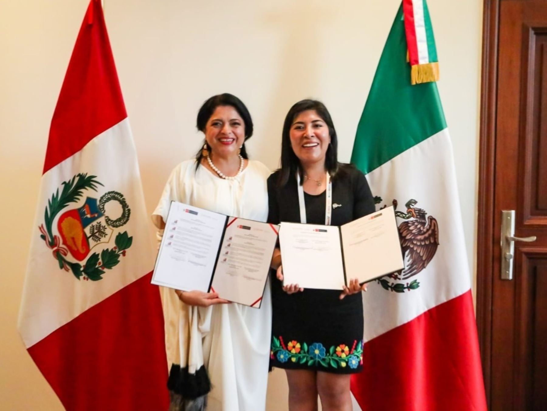 Perú y México firman convenio para implementar actividades para promover sus lenguas indígenas u originarias. Foto: ANDINA/difusión.