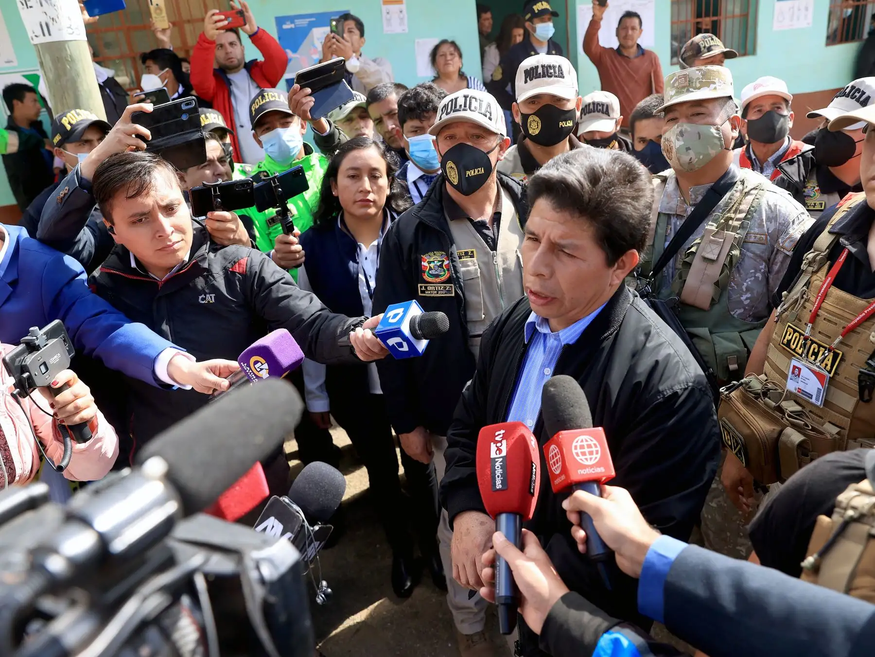 El presidente Pedro Castillo votó en la institución educativa 101069, del distrito de Tacabamba, en la provincia de Chota, en la región Cajamarca, en el marco de las elecciones regionales y municipales 2022. Foto: ANDINA/Prensa Presidencia
