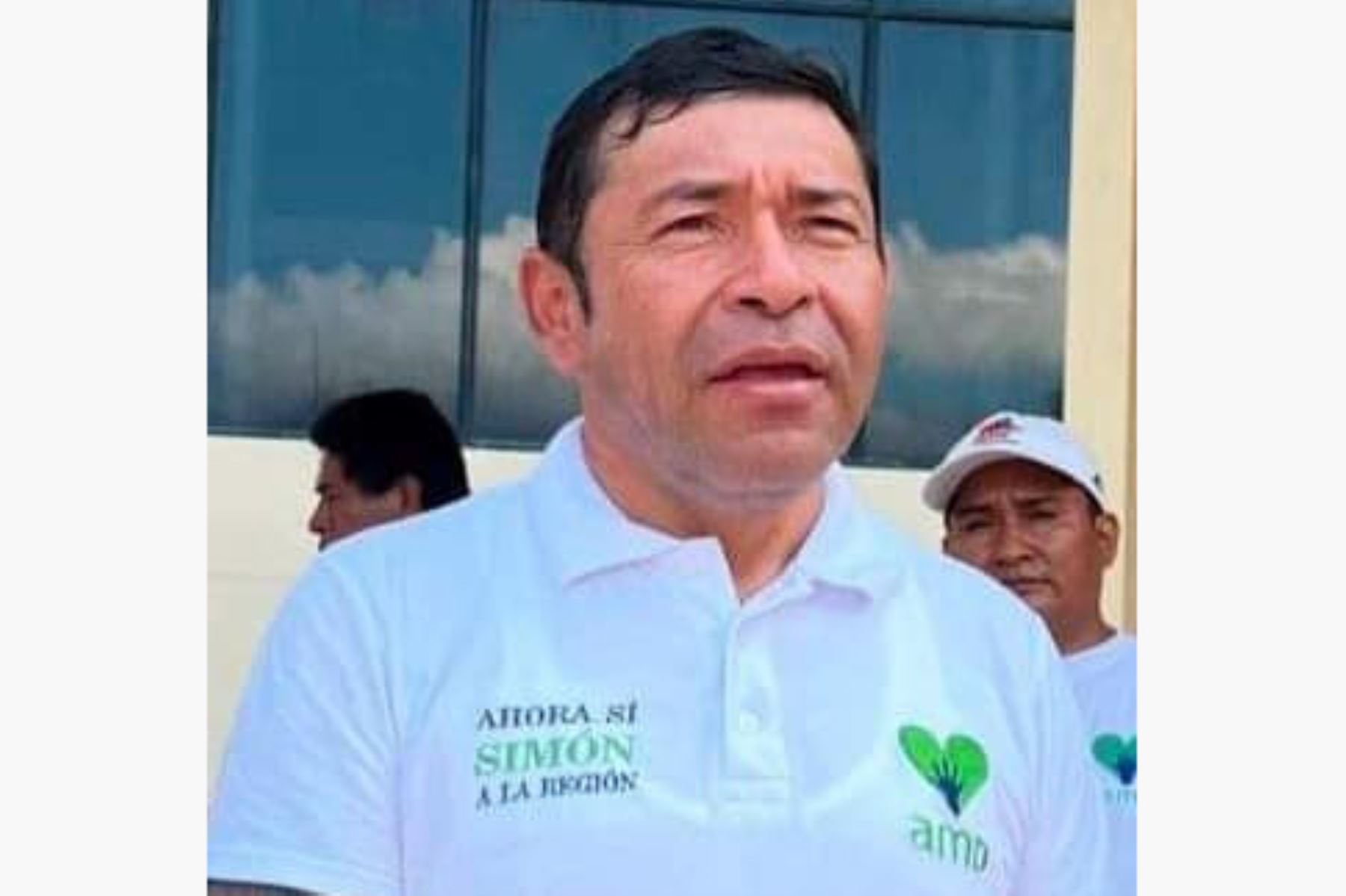 Simón Horna, candidato por el movimiento regional Amor por Madre de Dios es el virtual nuevo gobernador regional de Tacna, al obtener el 31.7 % de las preferencias electorales, según los sondeos efectuados a boca de urna efectuados por la encuestadora Ipsos.