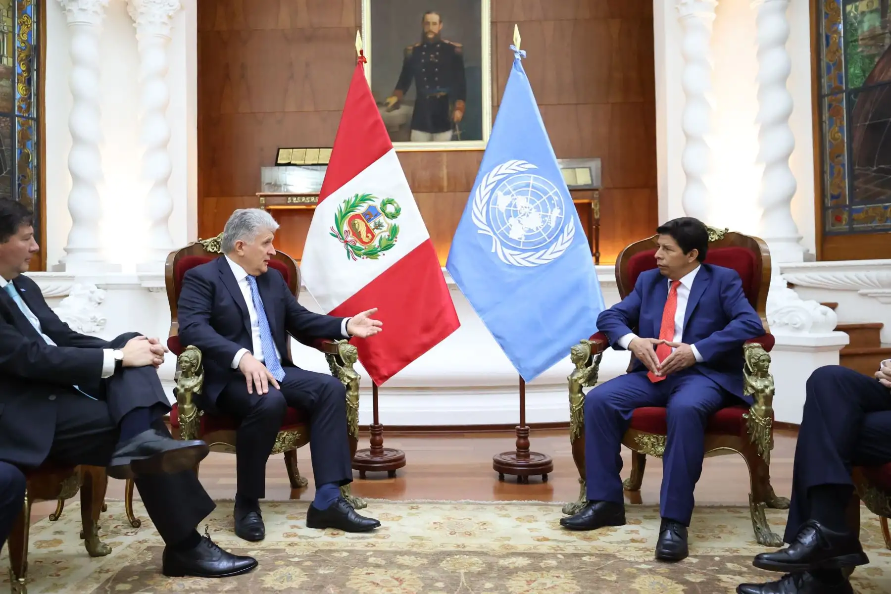 Presidente de la República, Pedro Castillo Terrones, sostiene reunión con el subsecretario general de la ONU para Europa, Asia Central y las Américas, Miroslav Jenča. Foto: ANDINA/Prensa Presidencia