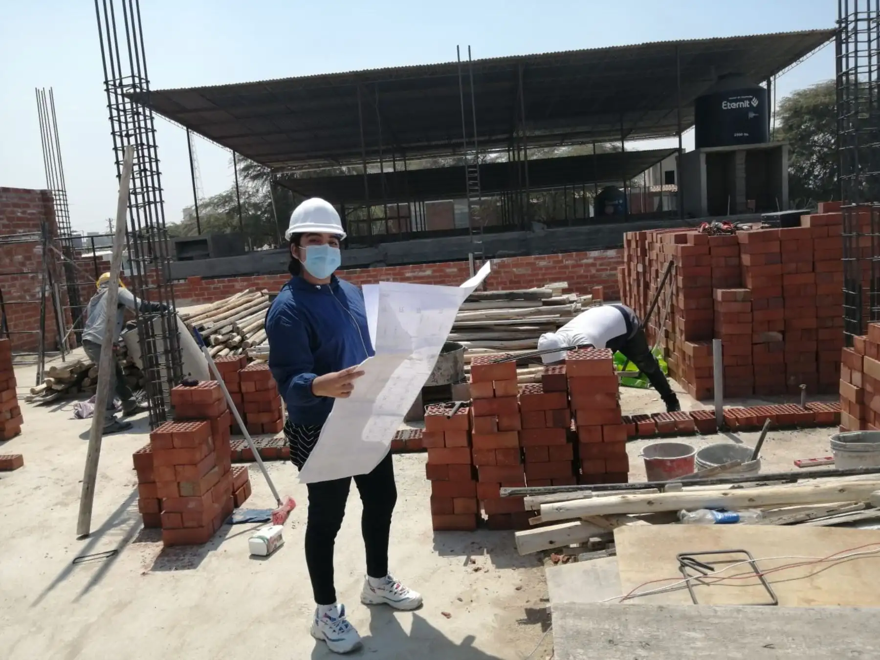 Conoce a Sthefany Sánchez, la joven talento de Piura y futura ingeniera civil quien lidera con éxito iniciativa de reciclaje y de cuidado del medioambiente. ANDINA/Difusión