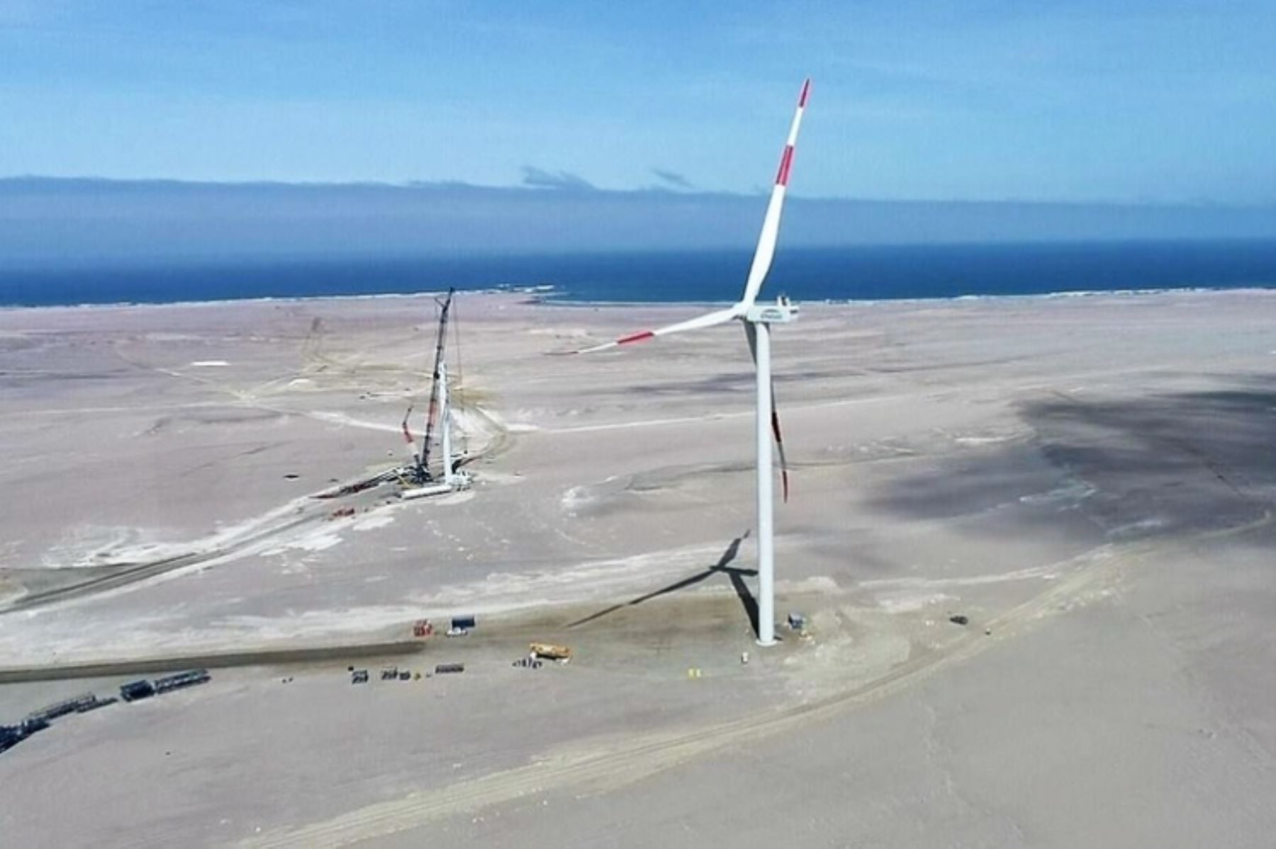 Construcción del parque eólico Punta Lomitas en la región Ica. Foto: Cortesia.