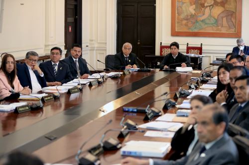 Jefe de Estado, Pedro Castillo Terrones, lidera sesión del Consejo de Ministros.