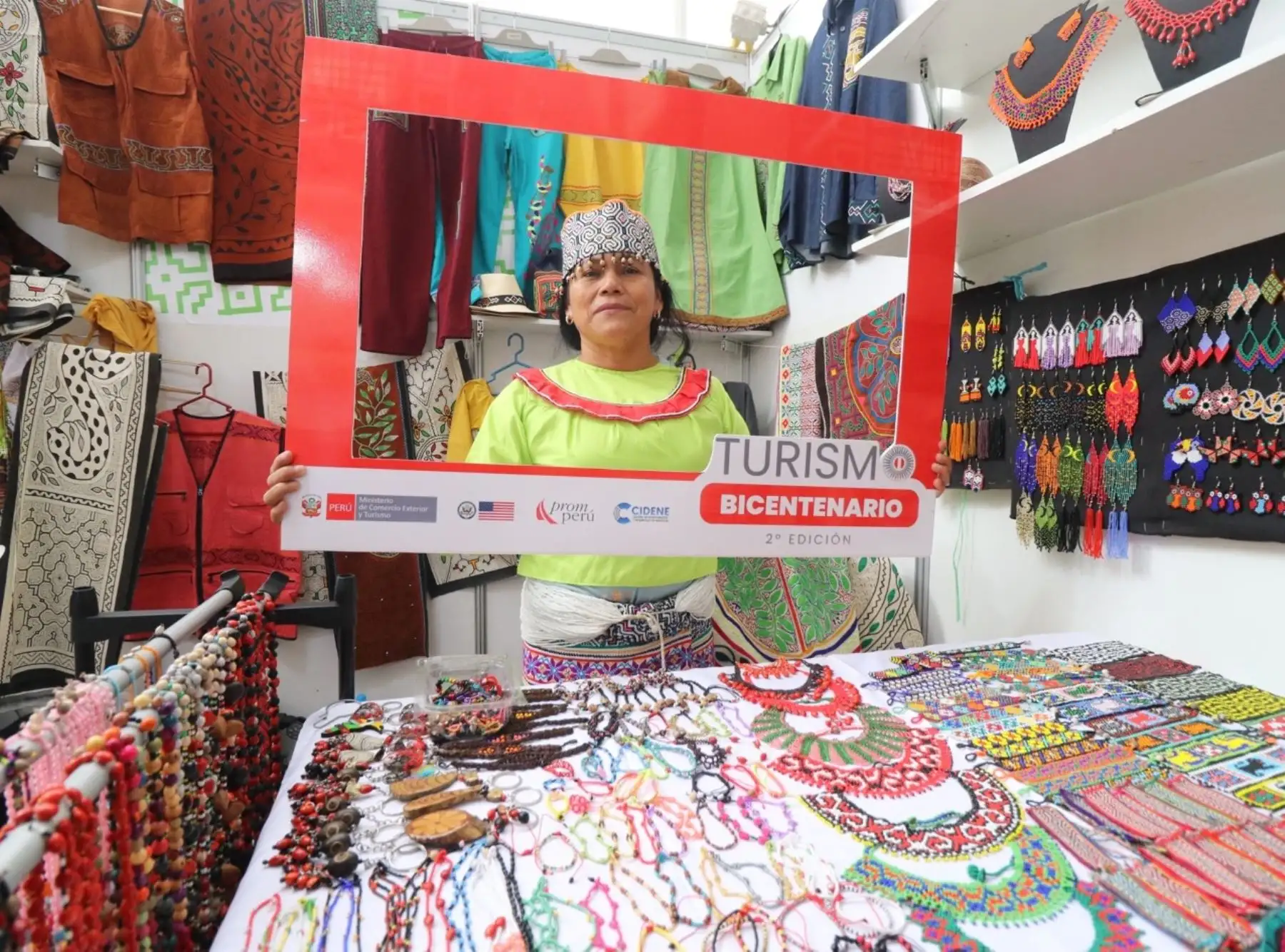 Empresas de vestimenta y decoración de siete regiones se capacitan para exportar a EE UU. ANDINA/Difusión