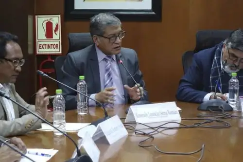 El ministro de Educación Rosendo Serna señaló que las principales condiciones para la conversión de plazas eventuales en orgánicas es que hayan sido presupuestadas al 31 de diciembre de 2021. ANDINA/ Minedu