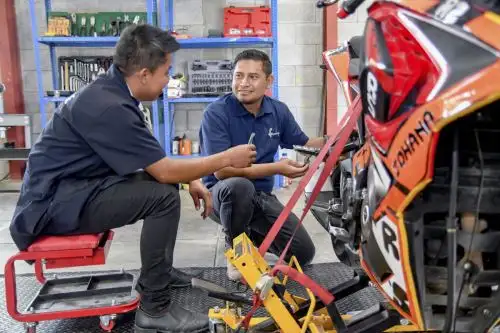 Especialistas considerarn que es necesario contribuir a mejorar las competencias técnicas que influyen positivamente en la productividad e innovación de las empresas, y promover el acceso, sobre todo de la juventud, al mercado laboral. ANDINA/Difusión