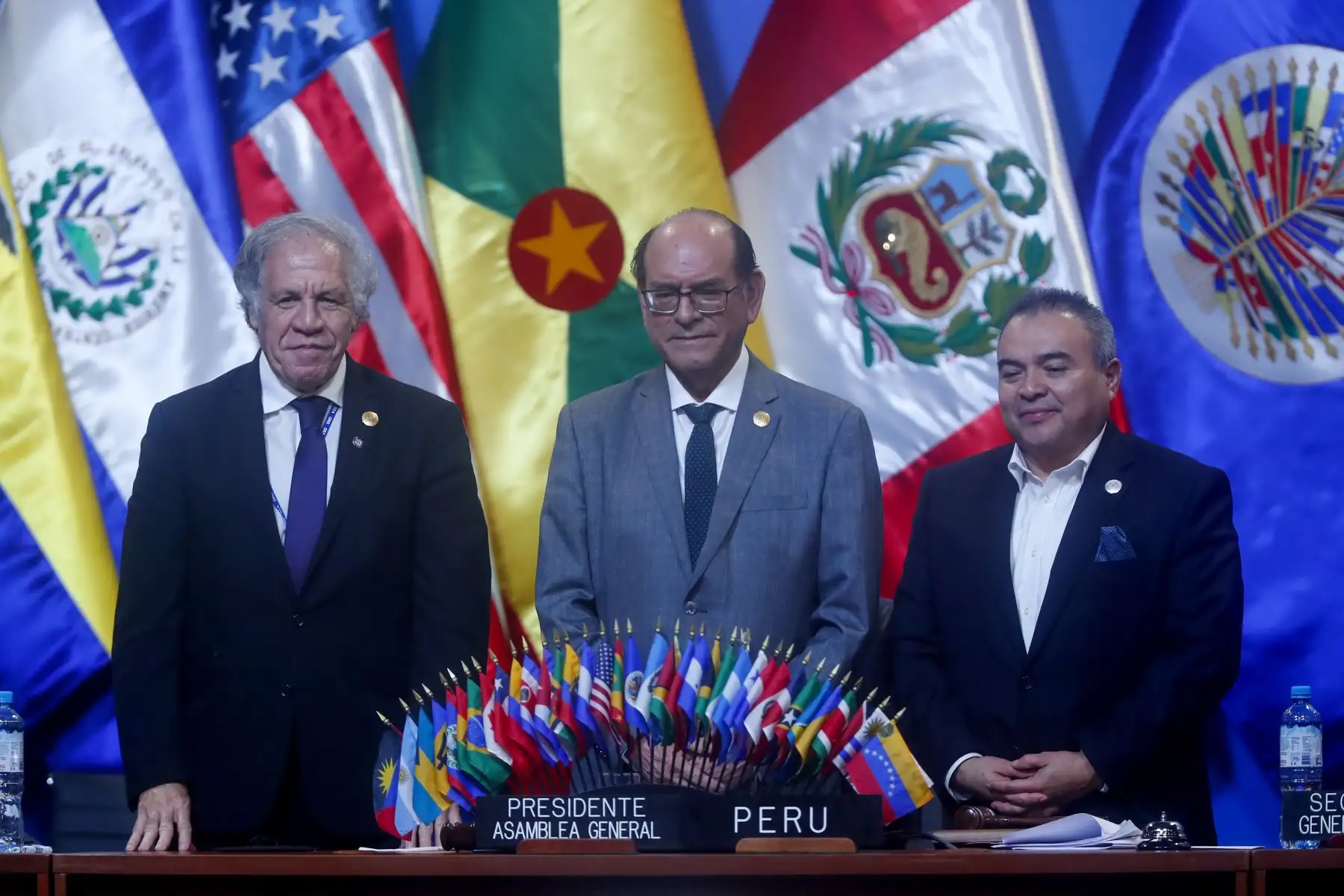 Clausura de la 52 Asamblea General de la OEA a cargo del secretario general de dicho organismo, Luis Almagro; y del ministro de Relaciones Exteriores, César Landa. 


Foto: ANDINA/Renato Pajuelo