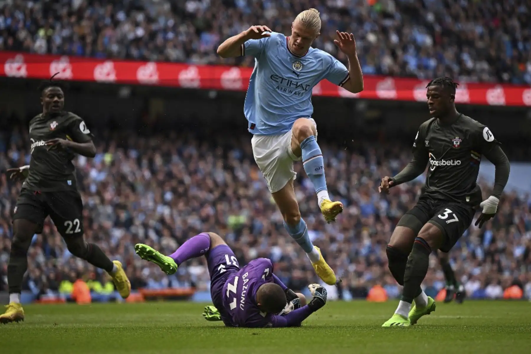Manchester City derrotó 4 a 0 al Southampton

Foto: AFP