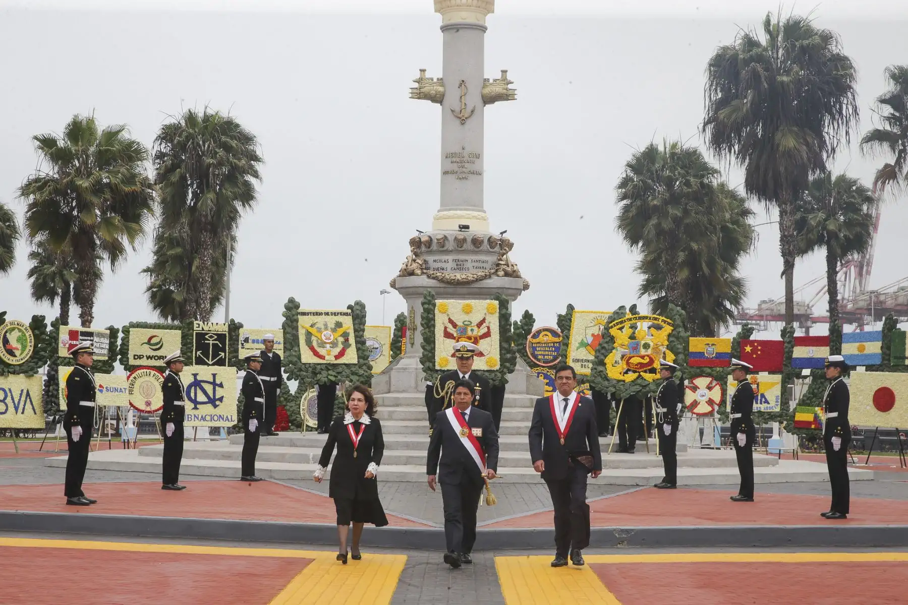 Presidente Pedro Castillo participa en Ceremonia por el 201 aniversario de la Marina de Guerra del Perú y conmemoración por el 143 aniversario del Combate de Angamos

Foto: ANDINA/Prensa Presidencia