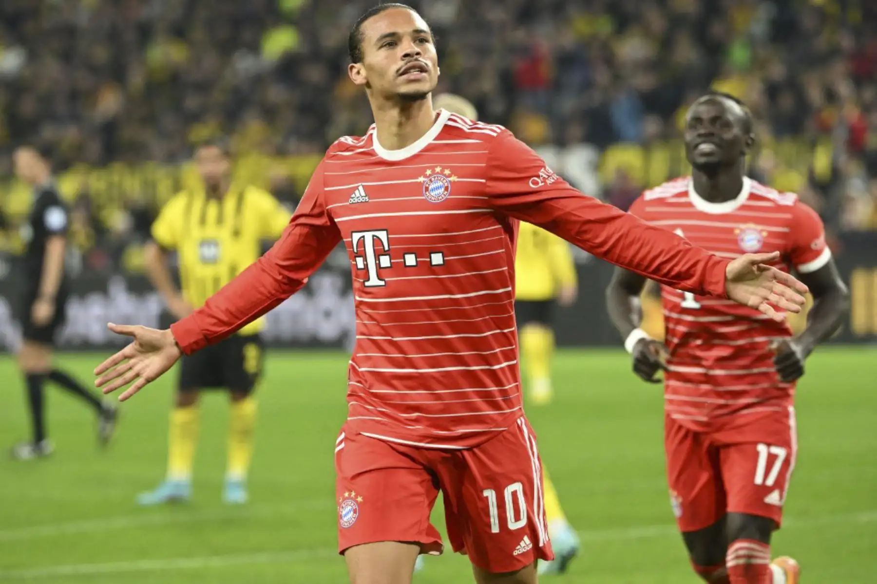 Bayern de Munich empata 2 a 2 con Borussia Dortmund

Foto: AFP
