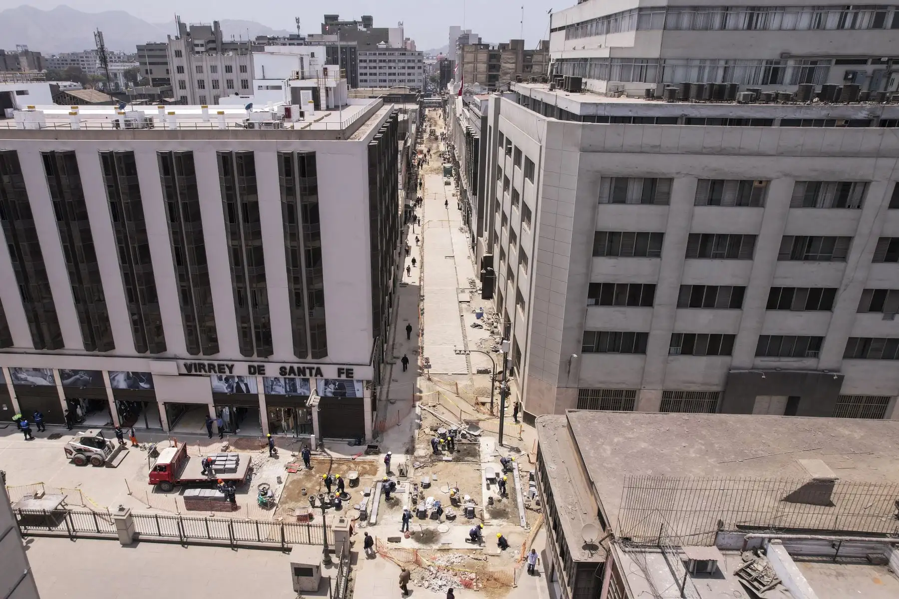 Continúan las obras de peatonalización en algunos jirones del Damero de Pizarro, en el Centro Histórico de Lima. Vista del jirón Huallaga. Foto: ANDINA/Renato Pajuelo