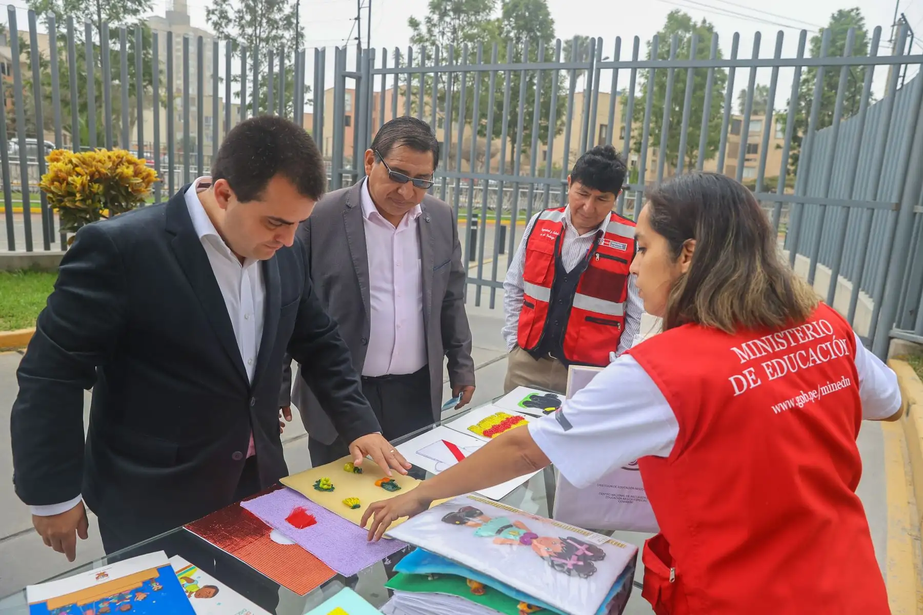 El director de educación básica especial, Raúl Sánchez Miranda, con ocasión del Día de la Educación Inclusiva y el Día Nacional de la Persona con Discapacidad, participó de la presentación oficial del plan marco para la implementación de la educación inclusiva con enfoque territorial. 
Foto:ANDINA/Andrés Valle