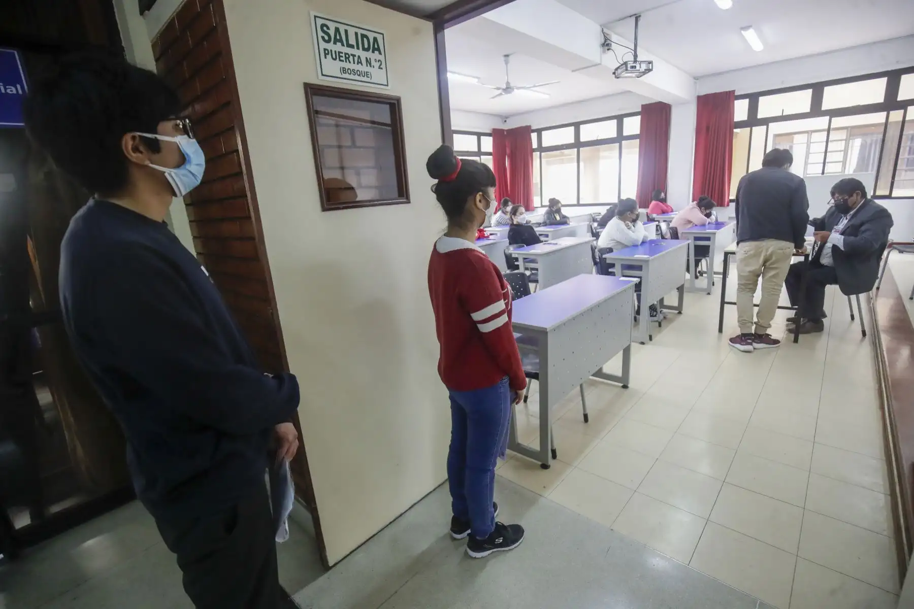 Examen de admisión 2022 de la Universidad Nacional Mayor de San Marcos.Foto: ANDINA/Juan Carlos Guzmán Negrini