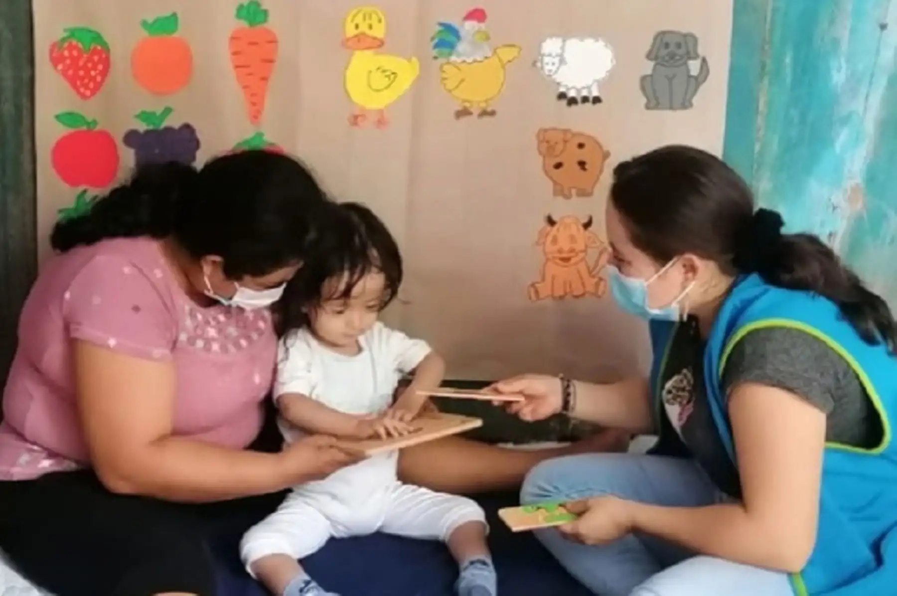El Programa Nacional Cuna Más del Ministerio de Desarrollo e Inclusión Social (Midis) renovó su compromiso de atención integral e inclusiva con sus más de 160 usuarias y usuarios menores de 36 meses de edad, que se encuentran en condición de vulnerabilidad, pobreza y pobreza extrema en todo el país.
