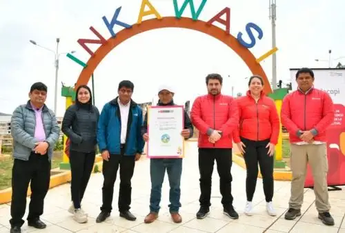 Indecopi, a través de la Dirección de Signos Distintivos (DSD), entregó gratuitamente 118 registros de marcas colectivas a once asociaciones de productores y artesanos, integradas por 355 familias de la localidad altoandina Incahuasi, en la región Lambayeque.