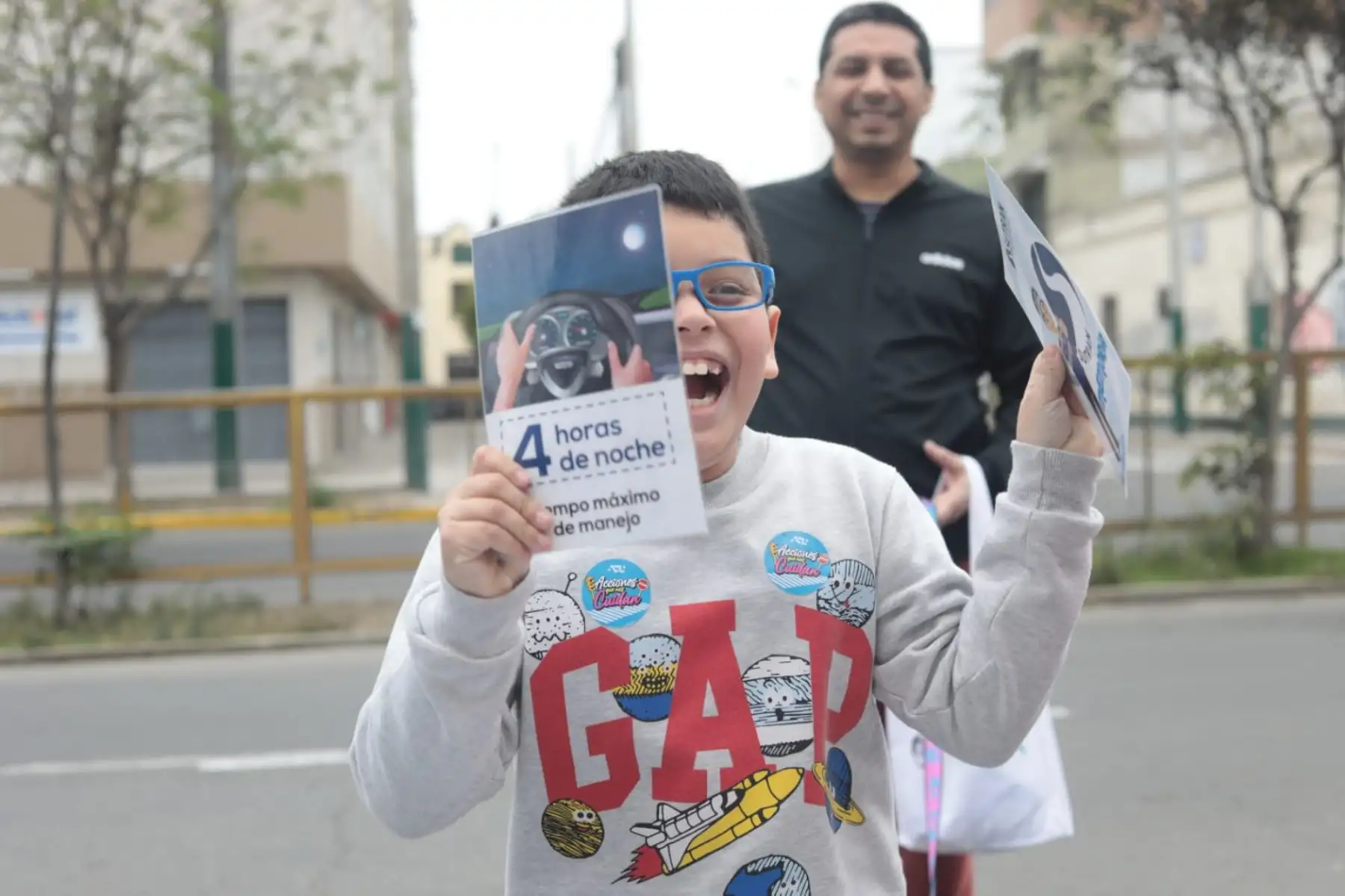 Con gran entusiasmo, decenas de ciudadanos participaron hoy en las diversas actividades lúdicas y educativas realizadas por la Sutran en el marco de las acciones impulsadas a nivel nacional por el Día Nacional de la Seguridad Vial. Foto: Sutran Perú