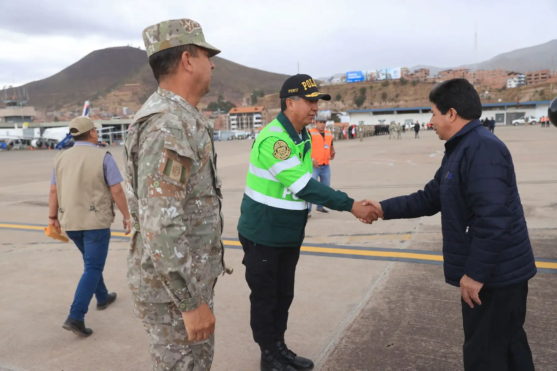 El presidente Pedro Castillo llegó a la ciudad de Cusco, en la sierra sur del país, para la firma de contrato e inicio de obra del hospital Antonio Lorena. Foto: ANDINA/ Prensa Presidencia