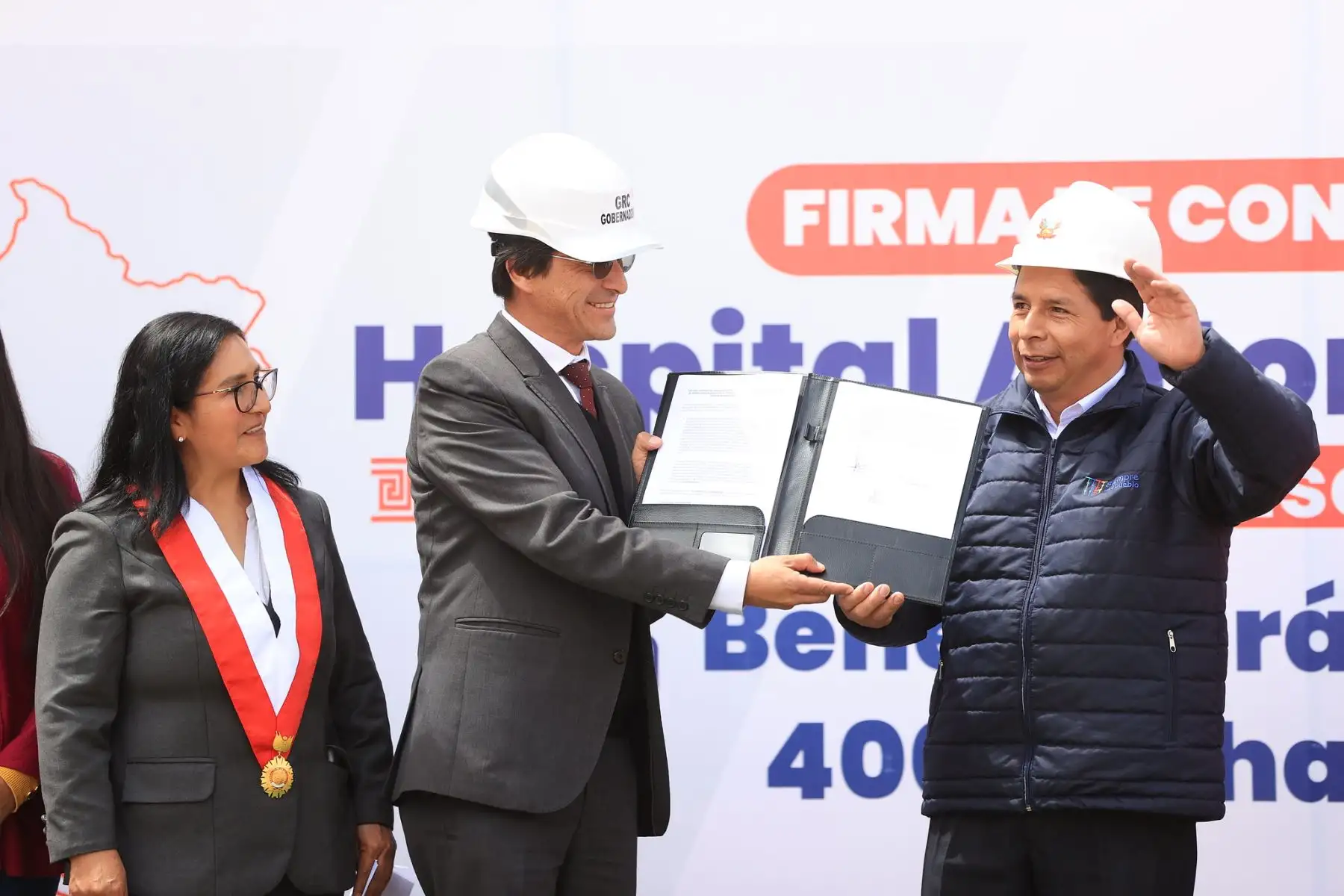 Presidente Pedro Castillo participa de la firma del contrato  e inicio de obra del hospital Antonio Lorena del Cusco. Foto: ANDINA/ Prensa Presidencia