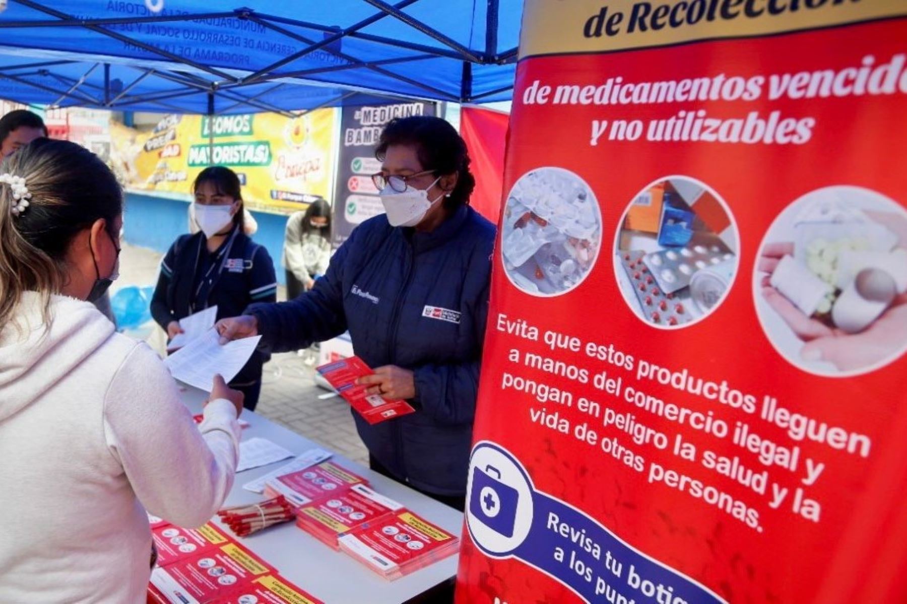 Digemid promueve mensajes contra el comercio ilegal de medicamentos en hospitales. Foto: ANDINA/Difusión.