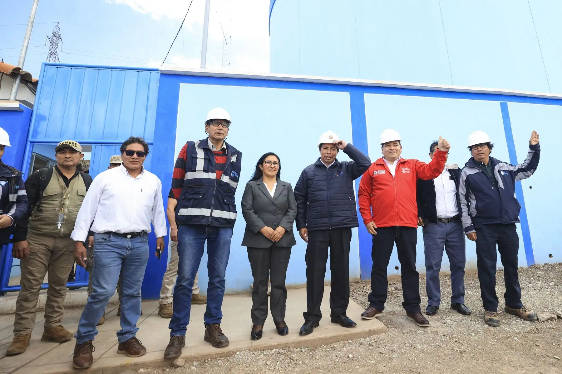 El presidente de la República, Pedro Castillo,  inspeccionó proyecto de agua potable en la zona Noroccidental del Cusco. Participó el ministro de Vivienda, Construcción y Saneamiento, César Paniagua. Foto: ANDINA/Prensa Presidencia