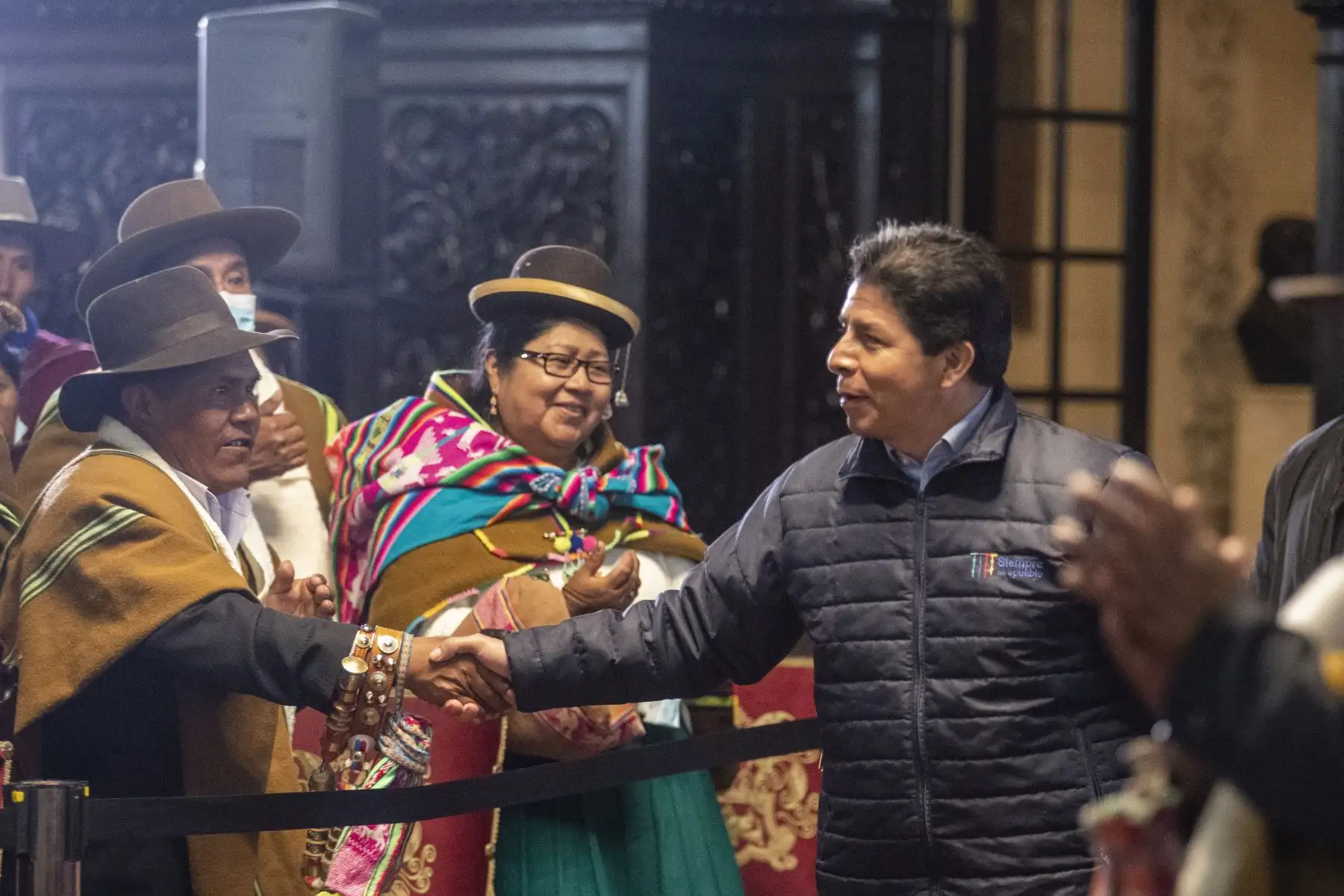 El presidente de la República, Pedro Castillo, se reunió con tenientes gobernadores y representantes de la provincia de Huancané, Puno, en Palacio de Gobierno. Foto: ANDINA/Prensa Presidencia