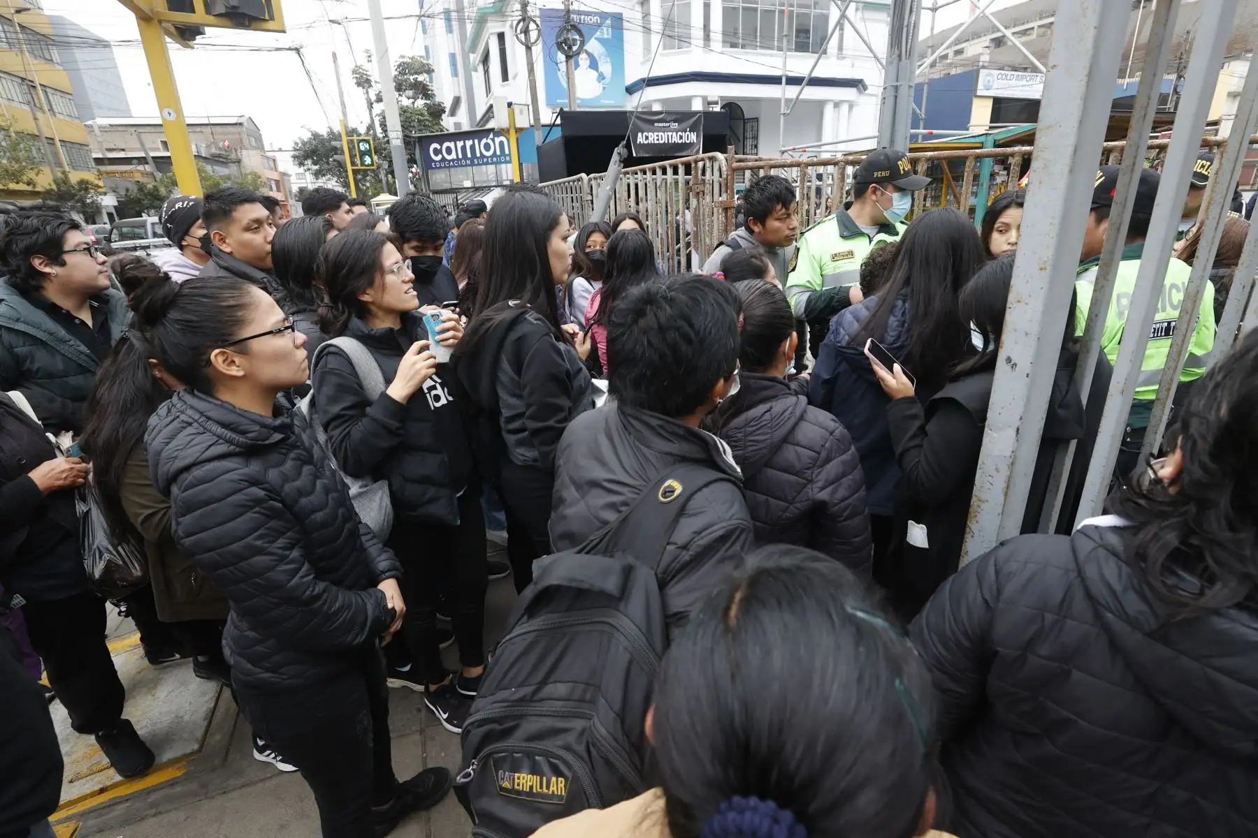 Medidas de seguridad  por el primer concierto de la gira de despedida de Daddy Yankee en los alrededores del Estadio Nacional de