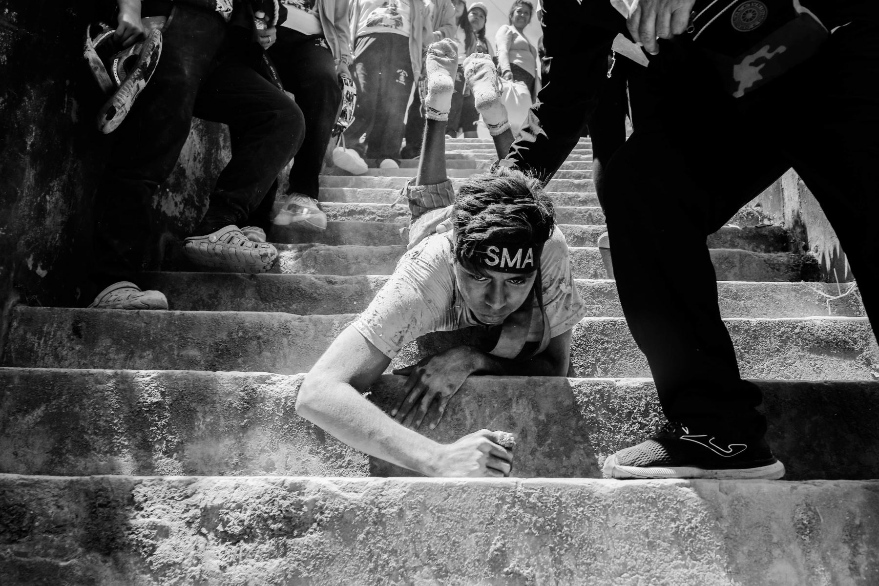 Los peregrinos van en grupo caminando desde Piura, el Bajo Piura, Talara, Paita, Sullana, Tumbes e incluso el Ecuador, en su desplazamiento saben que los lleva una devoción y una promesa por cumplir.  Foto: Cortesía/ Sebastián Castañeda