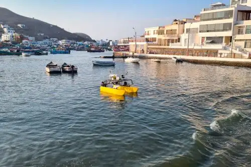 El robot funciona con energía eléctrica y cuenta con una computadora que controla la velocidad de los motores, un sistema de posicionamiento GPS y sensores inerciales. Foto: Tumi Robotics.
