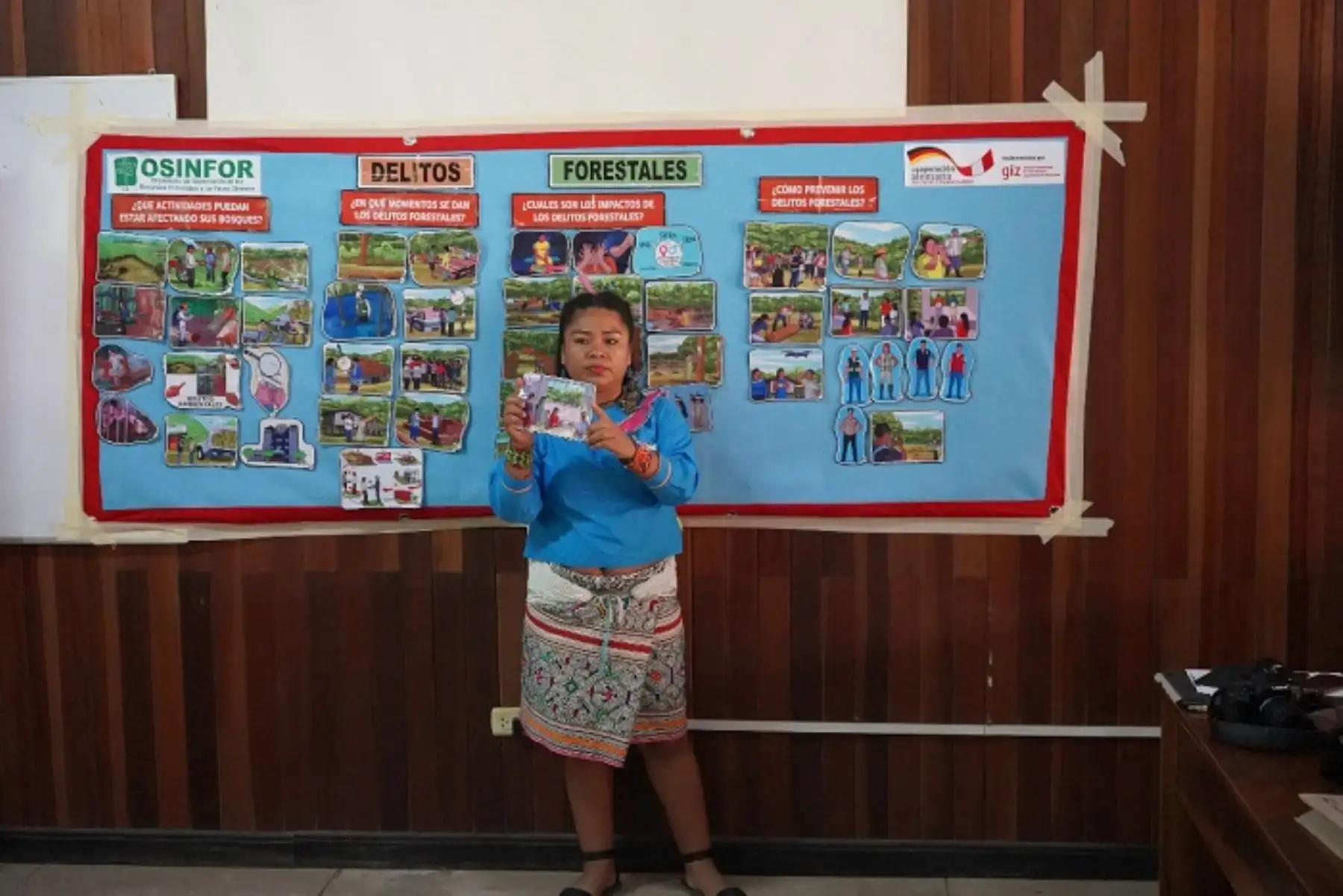 Pucallpa: Osinfor y entidad de Honduras intercambian experiencias en manejo forestal.