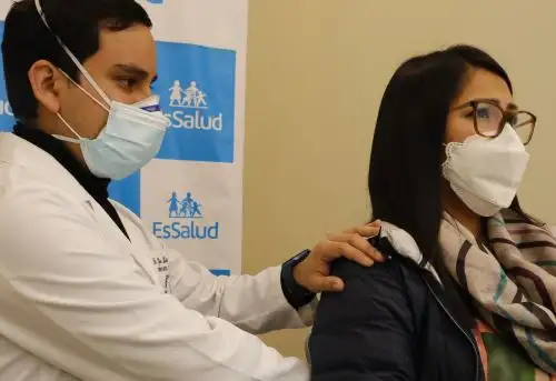 La clamidia es una de las enfermedades sexuales más prevalentes en el mundo que no presenta síntomas y por ello hay que hacerse chequeos periódicos. Foto: EsSalud