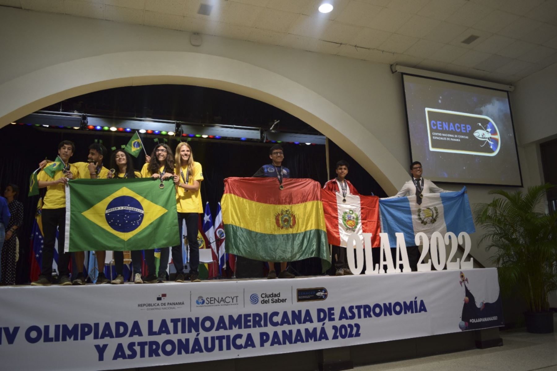 Escolares de Villa María del Triunfo, Chorrillos y Huacho triunfaron en la XIV Olimpiada Latinoamericana de Astronomía y Astronáutica, el evento escolar de ciencias espaciales más grande del continente,