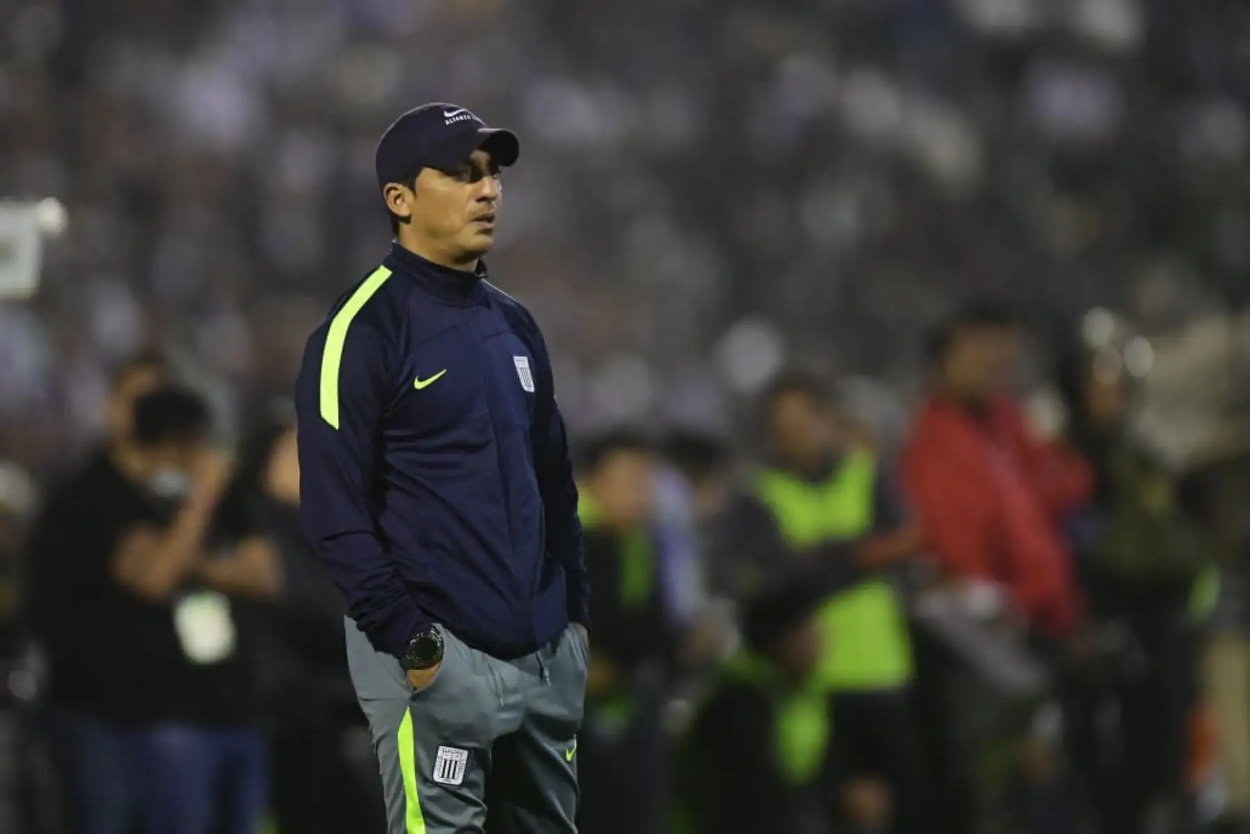 Alianza Lima derrotó esta noche por 2-0 al Deportivo Binacional de Puno y tomó por asalto la punta del torneo Clausura, con 36 puntos, uno más que el Sporting Cristal.

Foto: ANDINA/liga 1