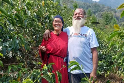 Abel Vilcas Taipe de la finca Tunkimayo, ubicada en la comunidad de Toccate, distrito de Anco, provincia de La Mar, es ganador del primer puesto del II Concurso Regional de Cafés de Excelencia VRAE 2022, cuya producción se encuentra dentro de los 40 mejores cafés del país.