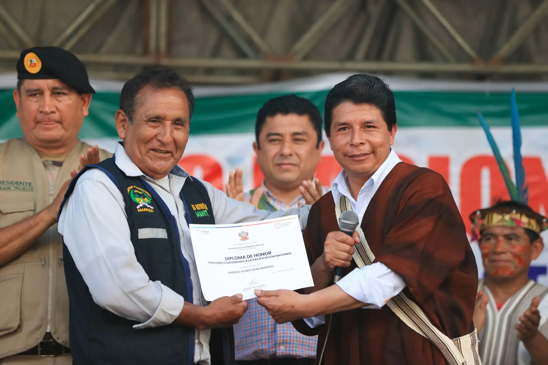 El presidente de la República, Pedro Castillo Terrones, participó en el IV Congreso Nacional de la Asociación Nacional Pachacútec en Pichari, Cusco.

Foto: ANDINA/Prensa Presidencia