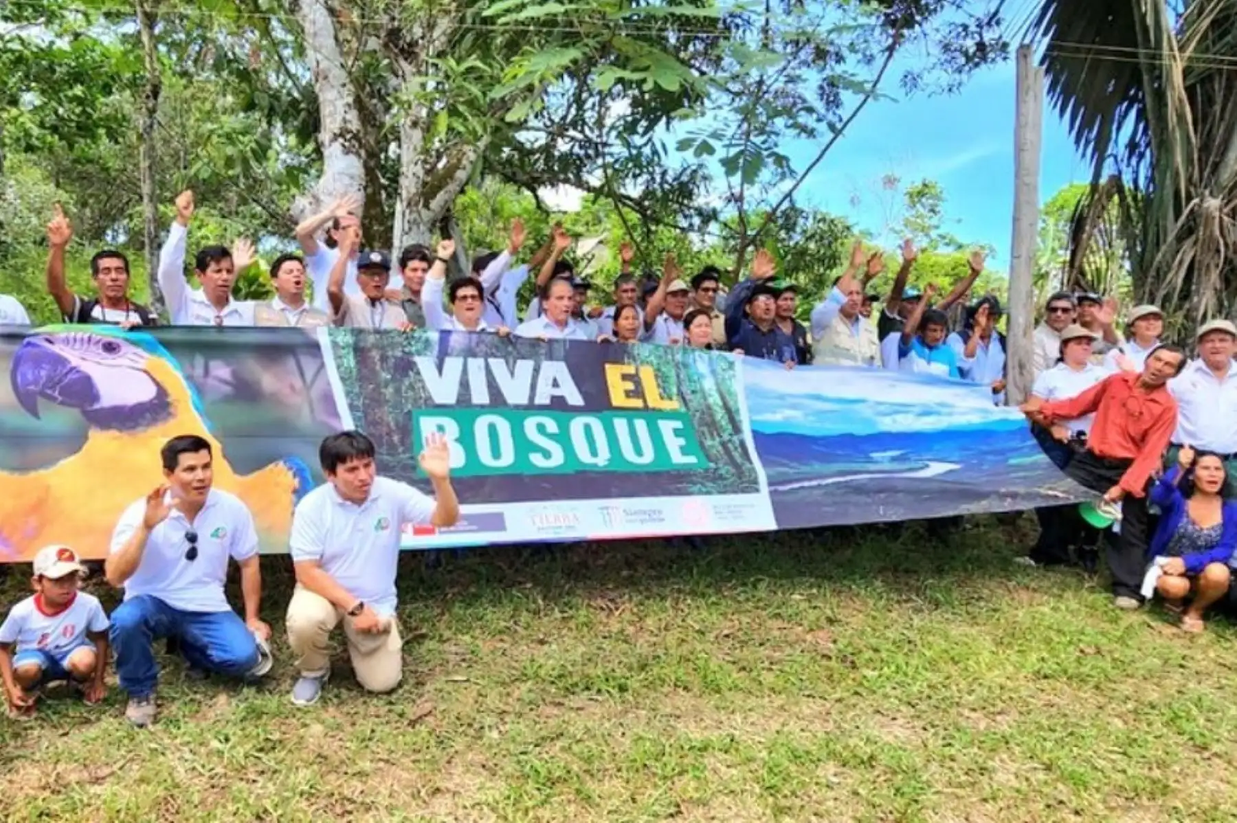 El Ministerio del Ambiente lanzó hoy la campaña “¡Viva el bosque!”, con objetivo de sensibilizar e informar a la ciudadanía sobre el valor de dichos ecosistemas y la importancia ambiental, social y económica de su conservación.