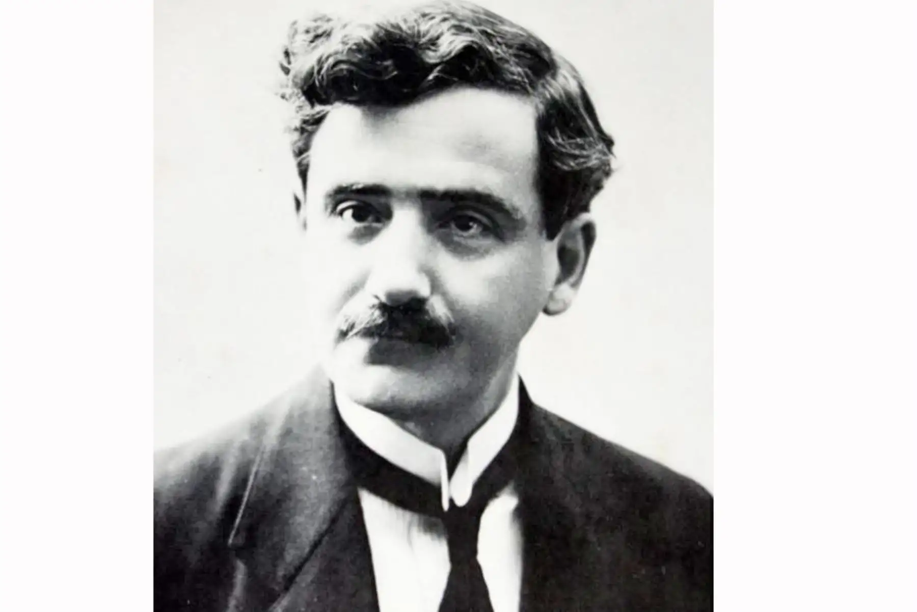 José María Eguren estudió en San Marcos y es reconocido como uno de los principales representantes del simbolismo en la poesía peruana. Su obra influyó en varias generaciones de escritores y poetas nacionales. Foto: Archivo Histórico de El Peruano.