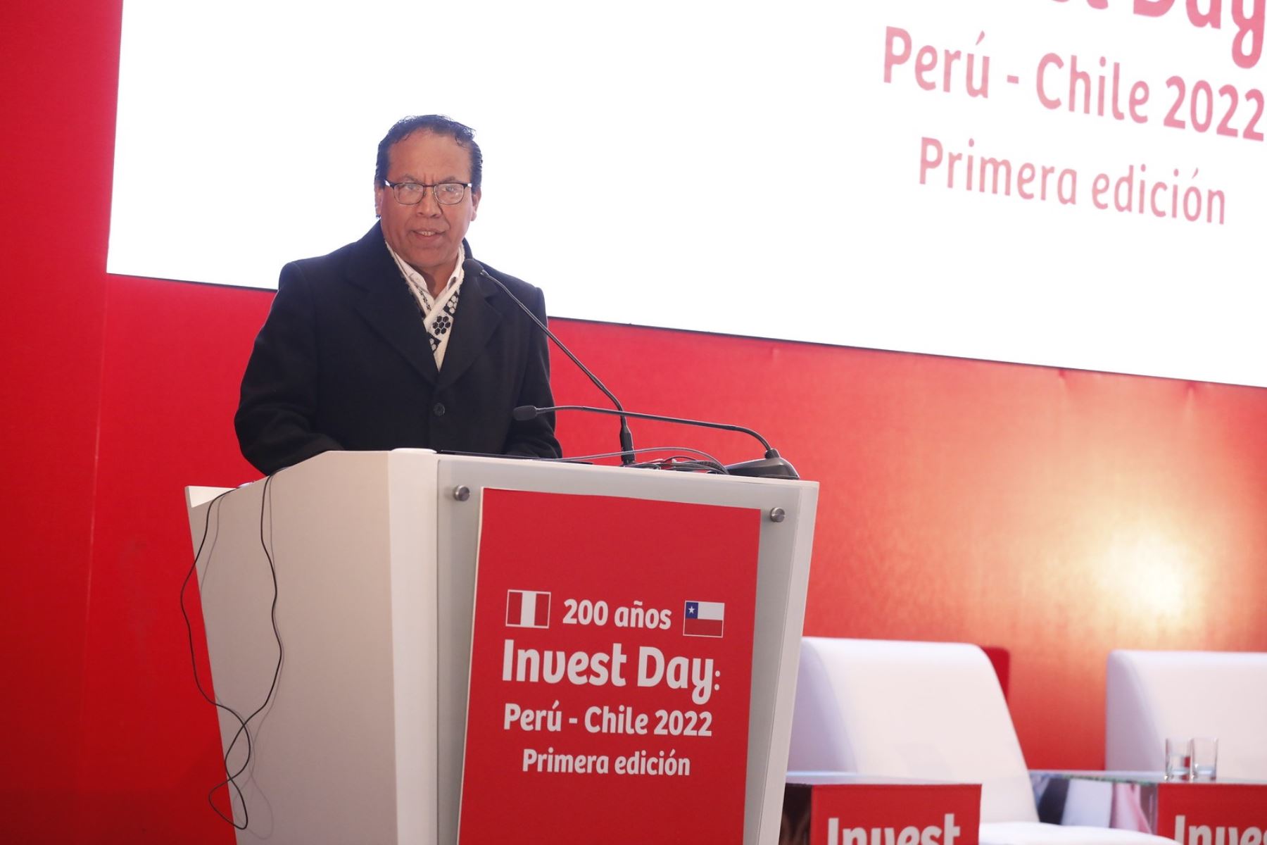 Ministro de Comercio Exterior y Turismo, Roberto Sánchez, participó en el Foro Invest Day Perú-Chile. Foto: Cortesía.
