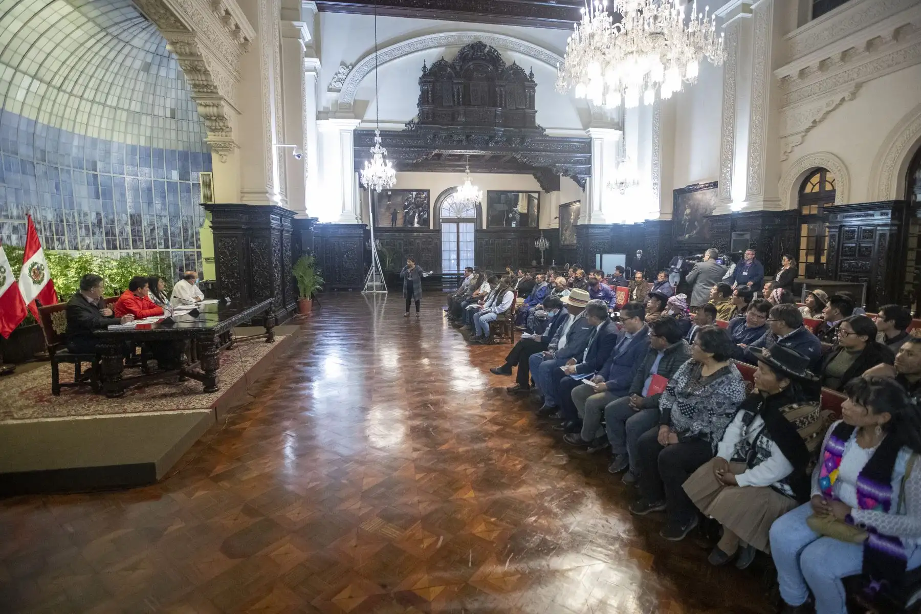 El presidente de la República, Pedro Castillo, se reunió con camelicultores de distintas regiones del país, en Palacio de Gobierno. Foto: ANDINA/Prensa Presidencia