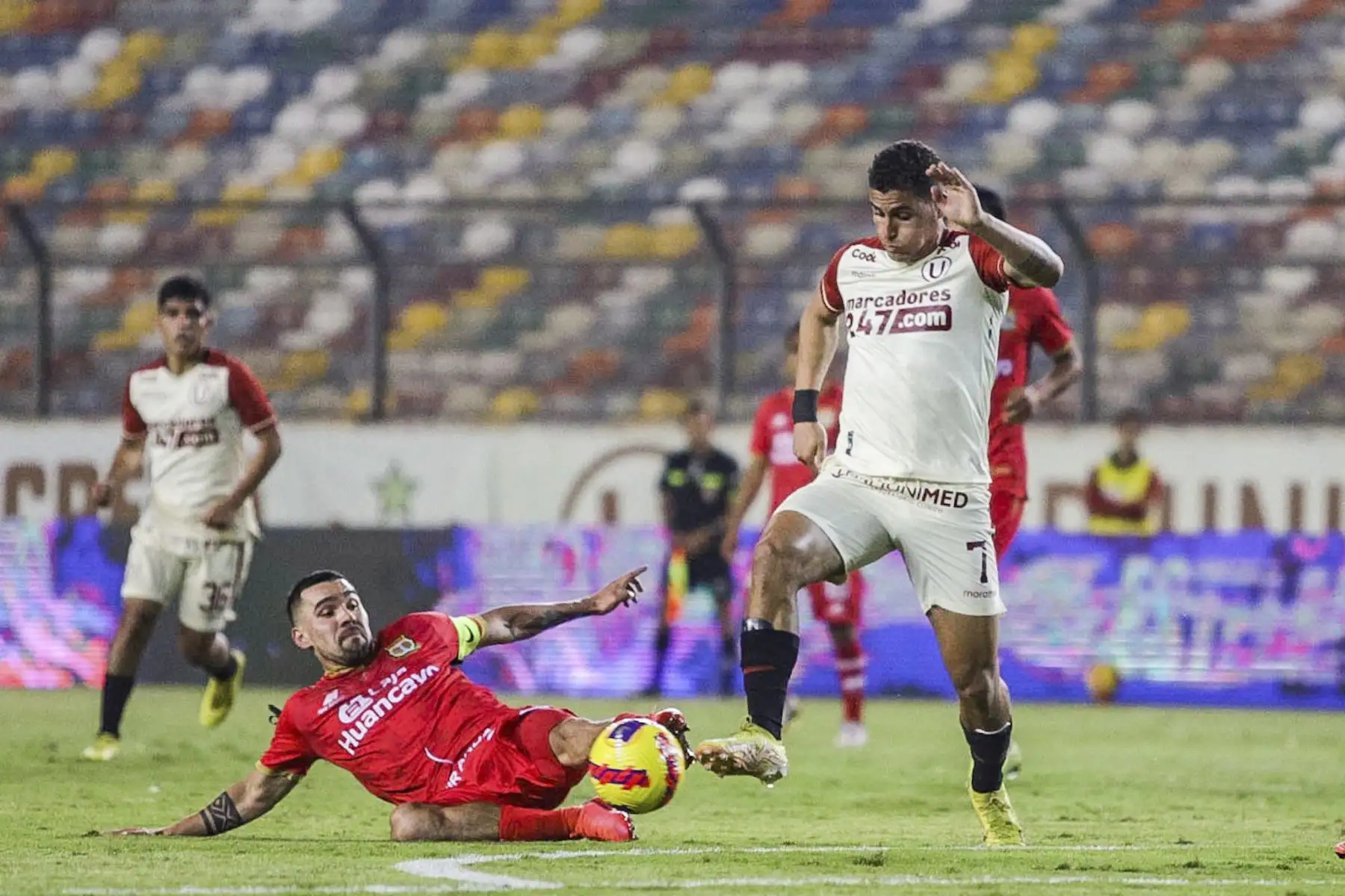 Universitario derrotó 2-0 a Sport Huancayo durante partido por la fecha 18 del Torneo Clausura de la Liga 1, en el Estadio Monumental. Foto: Liga 1