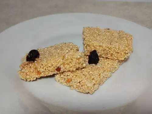 El programa Qali Warma fortalece los desayunos escolares con nutritivas barras de cereales.