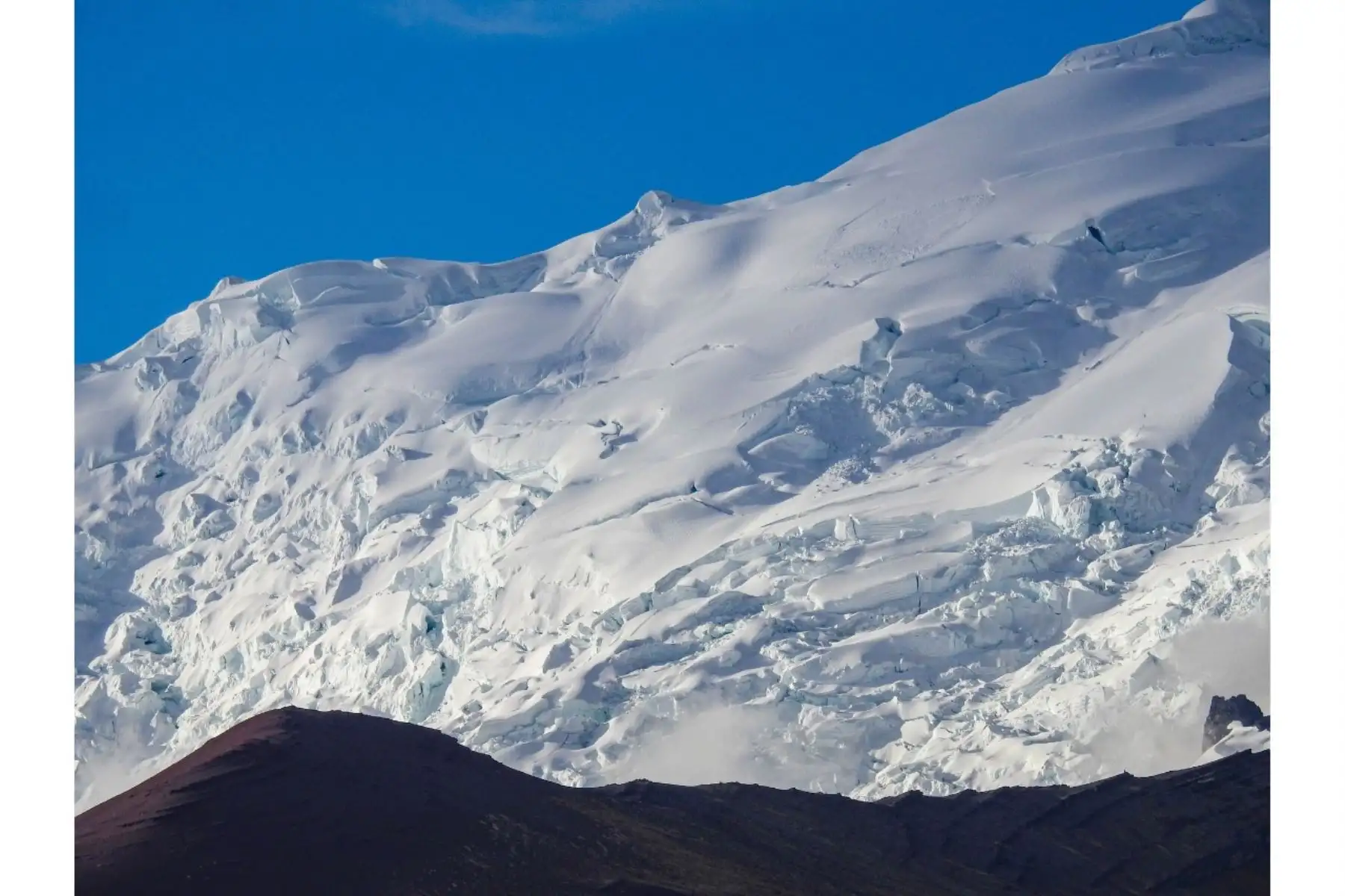 La deglaciación de estos macizos es ocasionada por el calentamiento global. Foto: ANDINA/cortesía Rigoberto Ibarra.