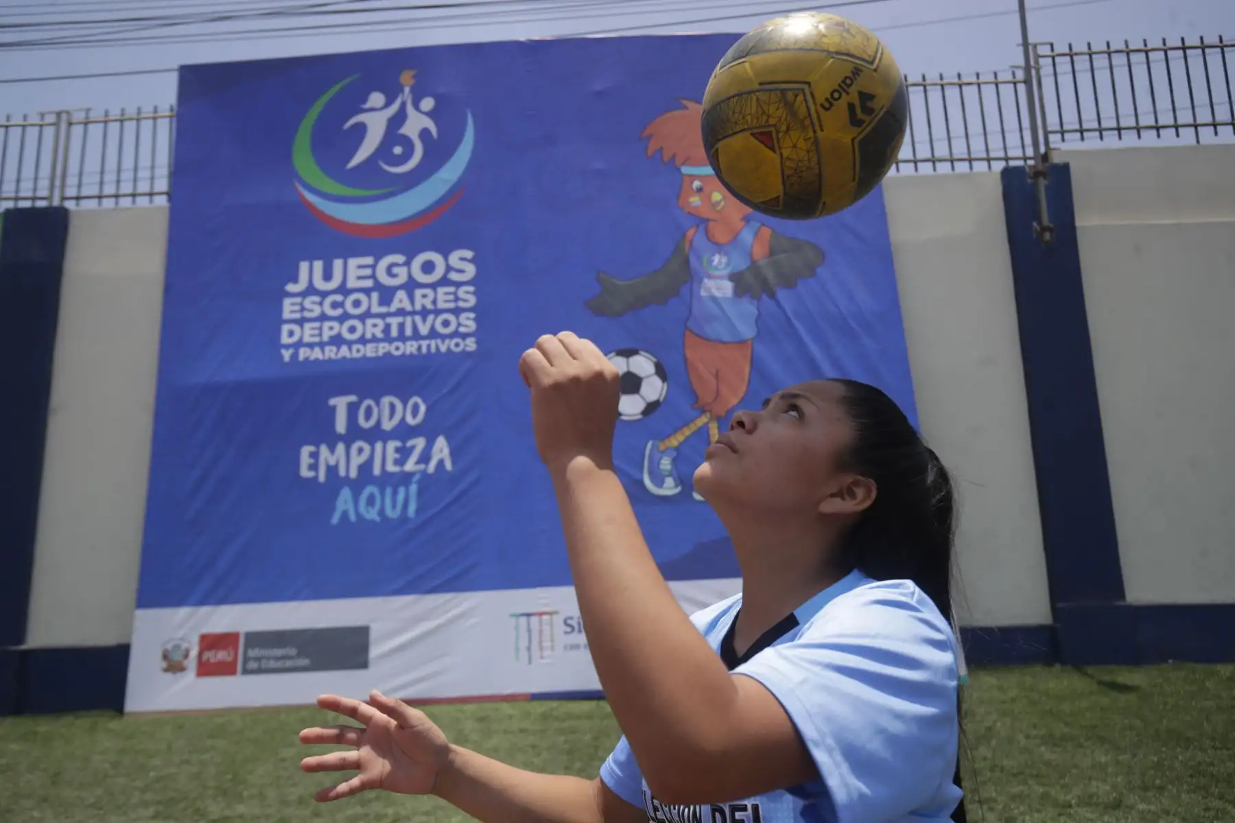 Wendy Muñoz Rodríguez, capitana del equipo femenino del Colegio San Francisco de Yarinacocha que participa de los Juegos Escolares Deportivos y Paradeportivos 2022.

Foto: ANDINA/Juan Carlos Guzmán Negrini