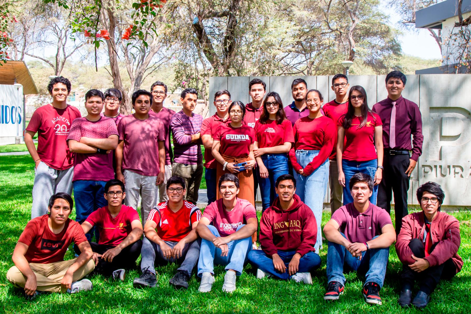 El grupo Ares, de la Universidad de Piura, es uno de los equipos peruanos seleccionados para participar en el Human Exploration Rover Challenge 2023, que busca premiar al mejor diseño de vehículo para la exploración en Marte. Foto: UDEP