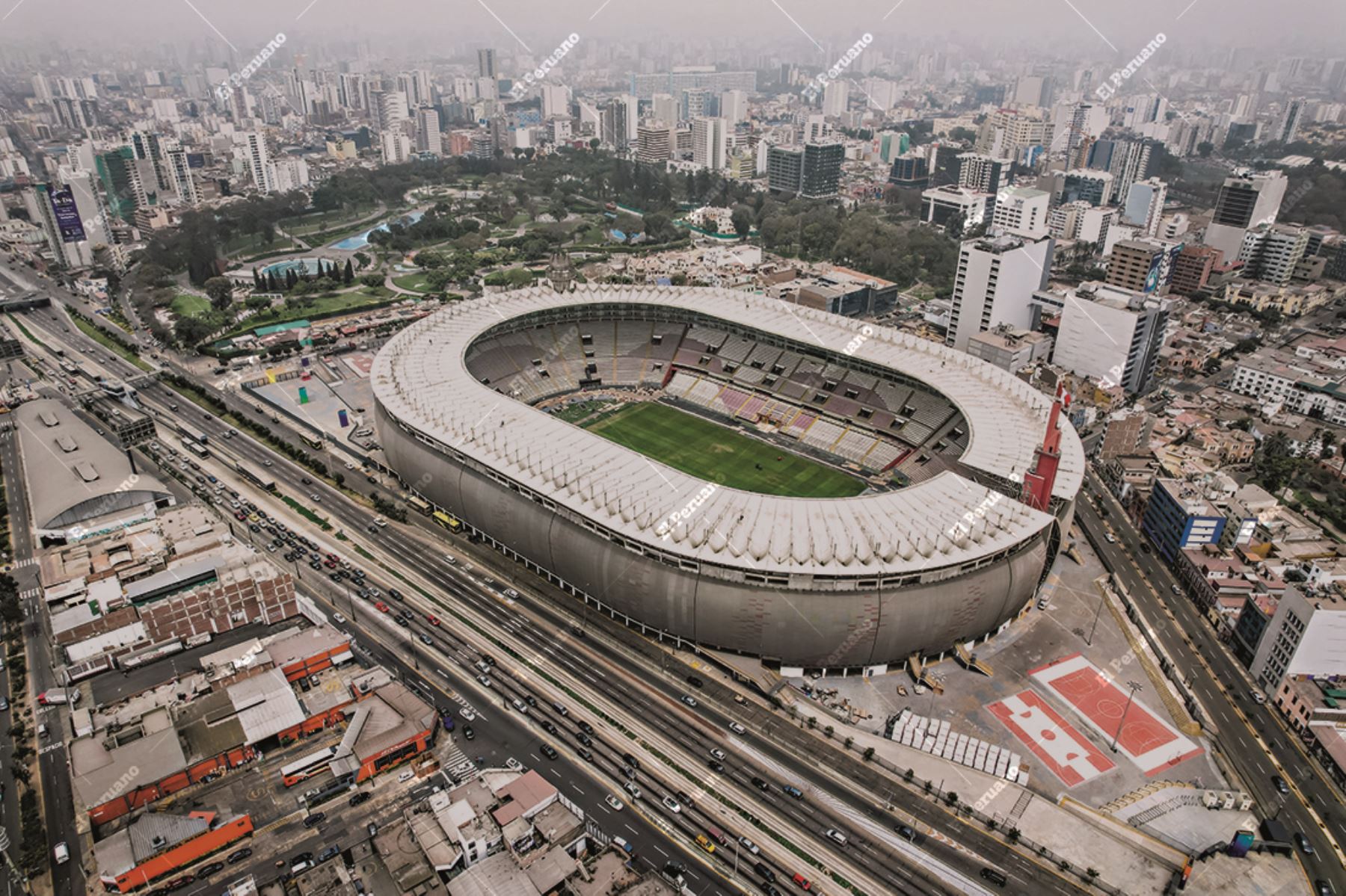 Estadio Nacional, principal escenario del fútbol peruano. Foto: ANDINA