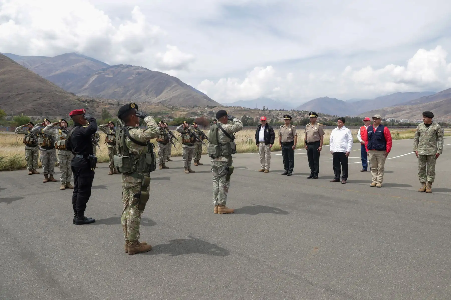 Presidente de la República Pedro Castillo llegó a Huánuco en el marco de su desplazamiento a la región de Pasco para realizar actividades de trabajo.

Foto: ANDINA/Prensa Presidencia