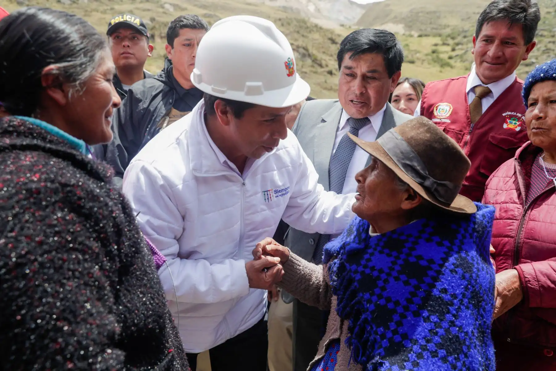 El presidente de la República, Pedro Castillo Terrones, supervisó el Tramo 2 de la carretera Oyón- Ambo, en la región Pasco. Foto: ANDINA/Prensa Presidencia
