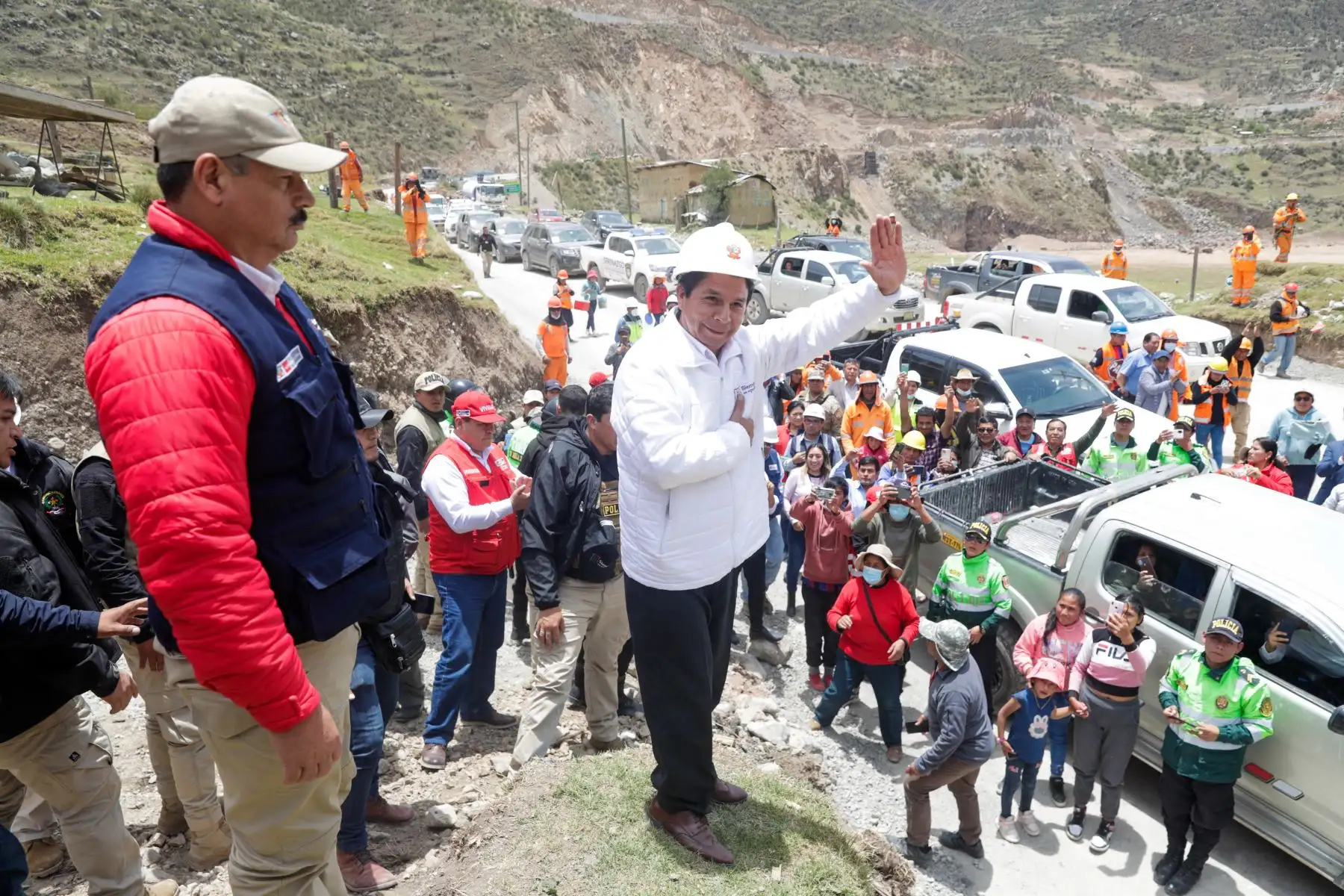 El presidente de la República, Pedro Castillo Terrones, supervisó el Tramo 2 de la carretera Oyón- Ambo, en la región Pasco. Foto: ANDINA/Prensa Presidencia
