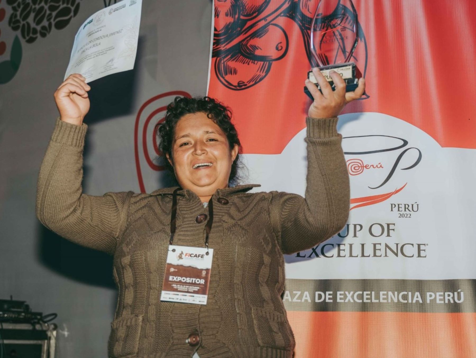 El concurso Taza de Excelencia 2022 eligió a Blanca Flor Córdova Jiménez como la caficultora con el mejor café del país,. Ella es productora de la provincia de San Ignacio, región Cajamarca. ANDINA/Difusión