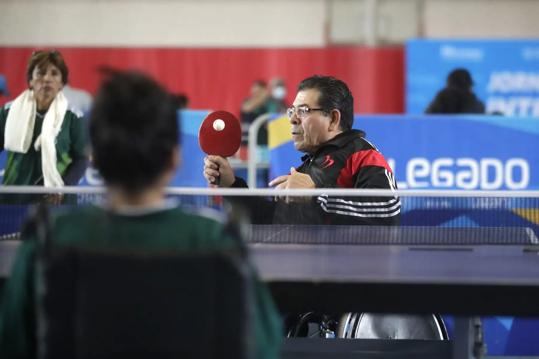 Más de 150 deportistas con discapacidad de Essalud participaron de torneo amistoso en Legado, Videna de San Luis.

Foto: ANDINA/Juan Carlos Guzmán Negrini