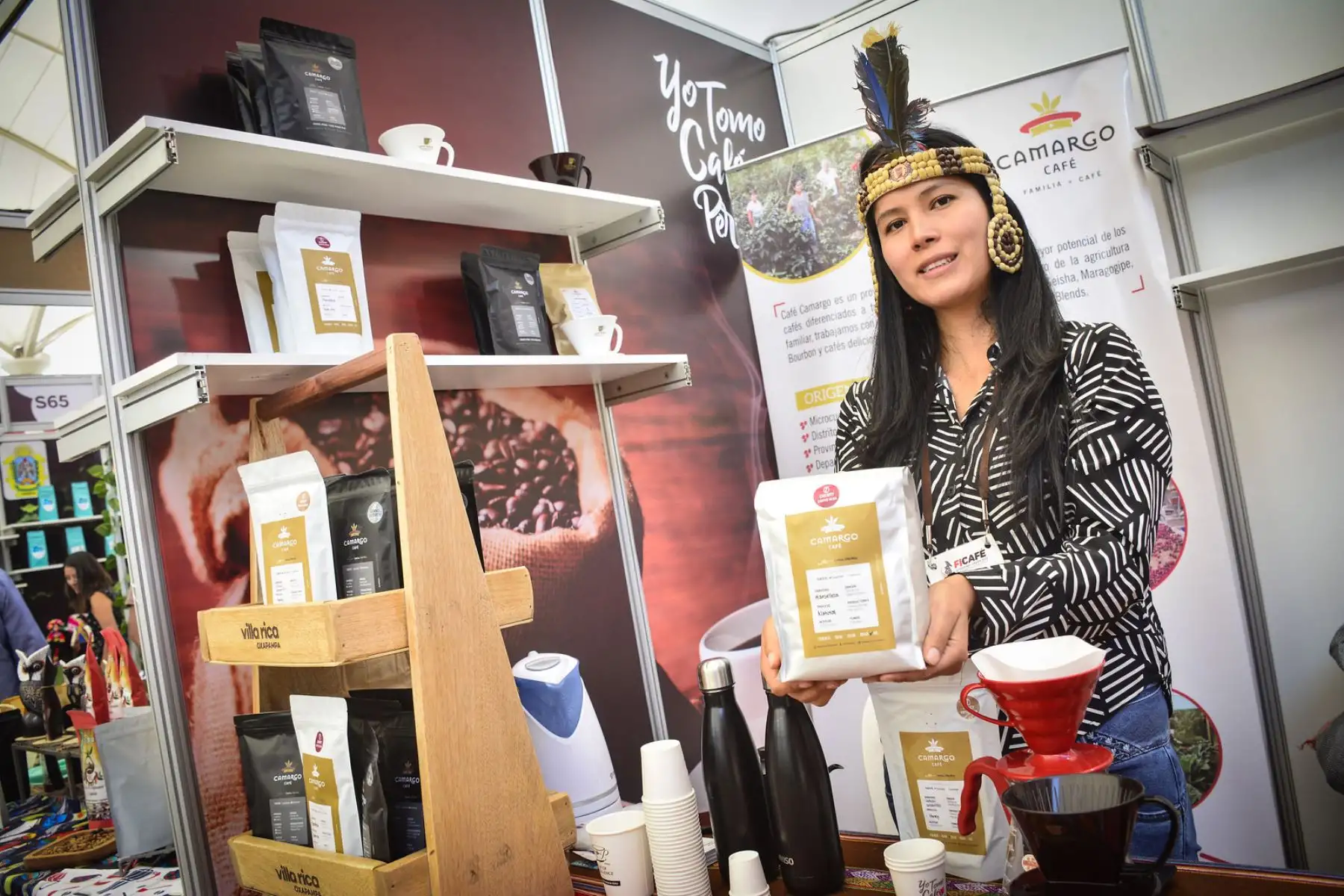 El ministro de Comercio Exterior y Turismo, Roberto Sánchez, clausuró la VI Feria Internacional de Cafés Especiales-FICAFÉ 2022, que se desarrolló en la región Ayacucho. Foto: ANDINA/Mincetur